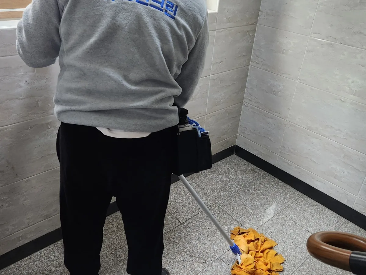 논산시 가야곡면 가정 복도·대기 동선 야간 위생청소 사례 - 행진크린